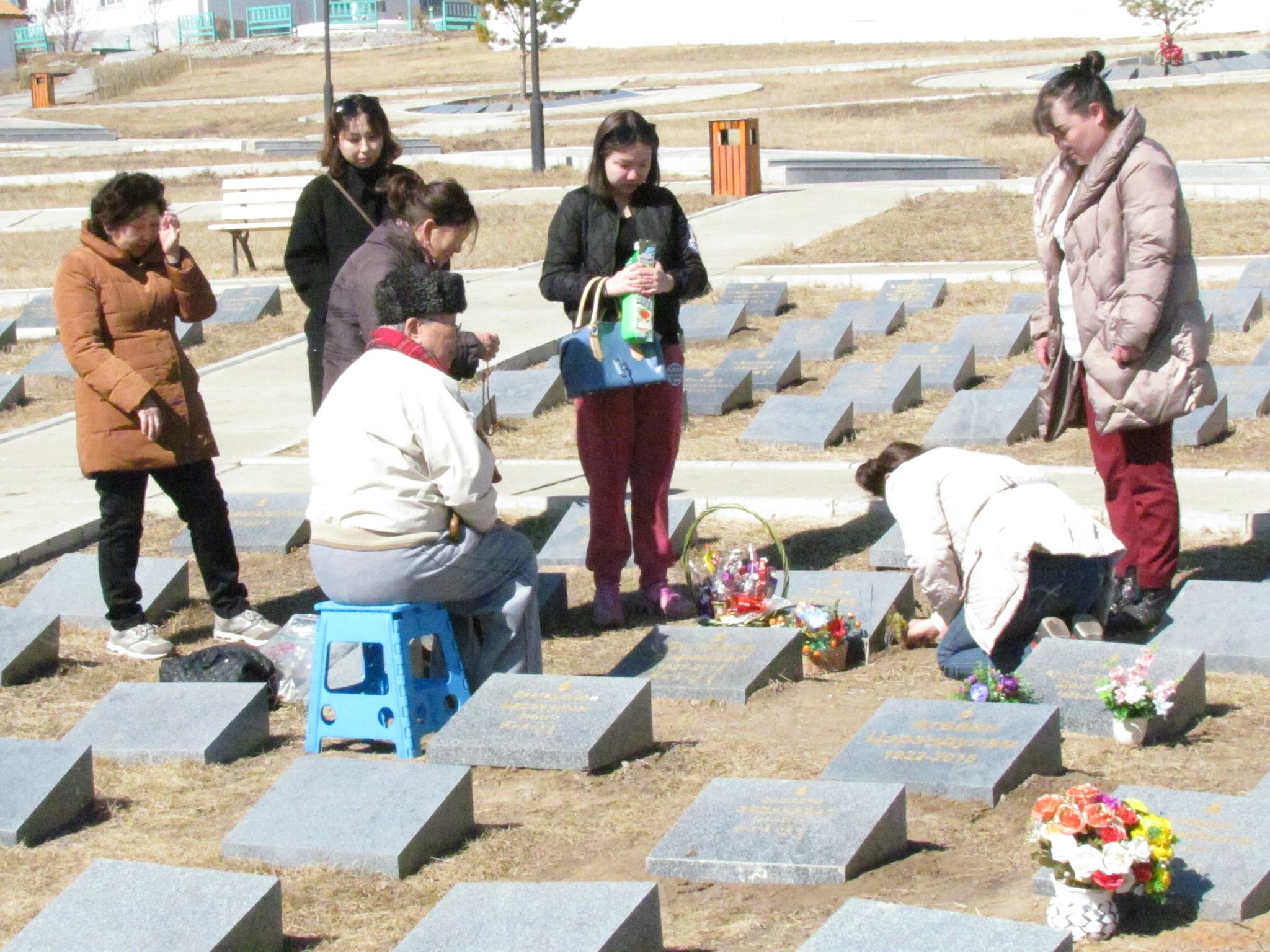 Ханш нээх өдөр